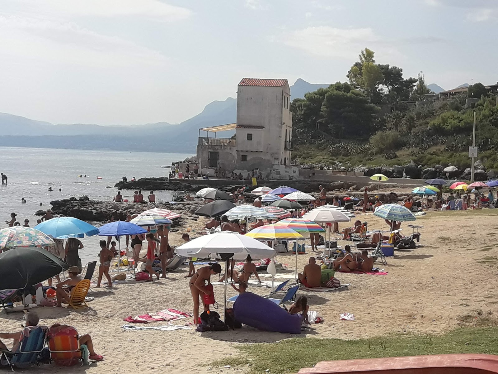 Spiaggia di Sant'Elia'in fotoğrafı ve yerleşim