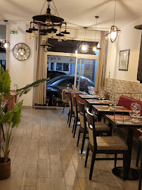 Atmosphère du Restaurant libanais O petit Liban à Antibes - n°11