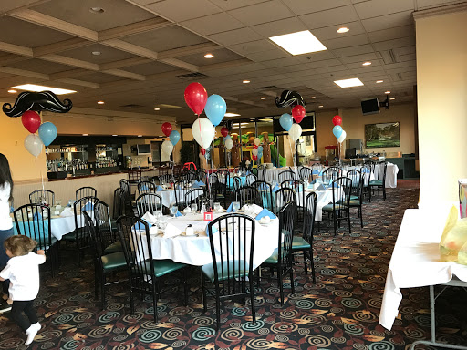 Golf Course «Warren Valley Banquet Ctr», reviews and photos, 26116 W Warren St, Dearborn Heights, MI 48127, USA