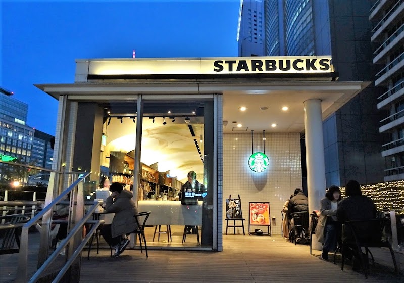 スターバックス コーヒー 新宿サザンテラス店