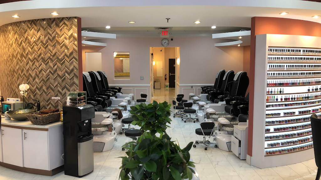 Vogue Nail Lounge 22124