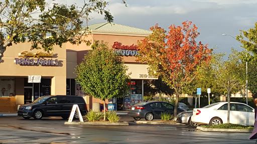 Broadway liquor mart, 3610 W Shaw Ave, Fresno, CA 93711, USA, 