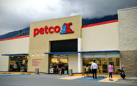 Petco Cumbres image