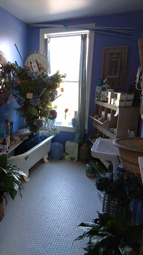 Gift Shop «Flowers In the Attic», reviews and photos, 7505 Saltsburg Rd, Pittsburgh, PA 15235, USA