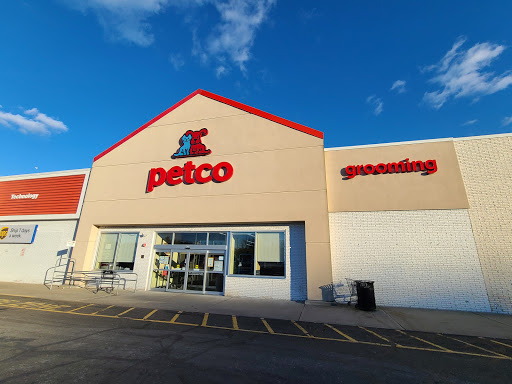 Pet Supply Store «Petco Animal Supplies», reviews and photos, 450 Hackensack Ave, Hackensack, NJ 07601, USA