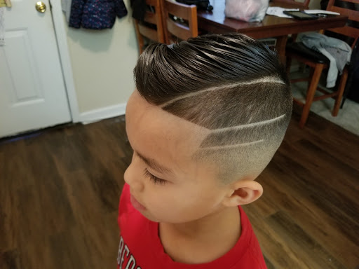 Barber Shop «Razor Sharp Cutz - Valley Hi», reviews and photos, 410 Valley Hi Dr #102, San Antonio, TX 78227, USA