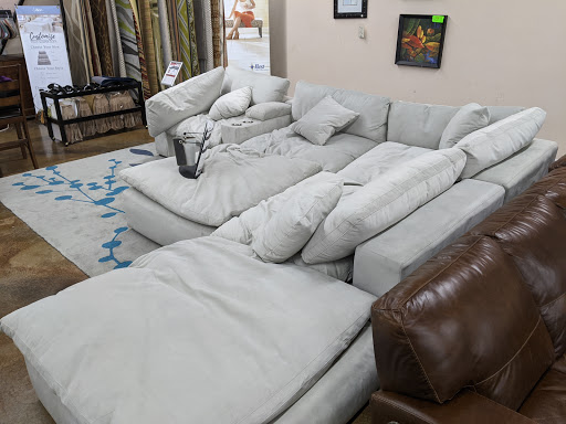 Furniture Store «Hudson’s Furniture & Mattress Outlet», reviews and photos, 3290 W 1st St, Sanford, FL 32771, USA