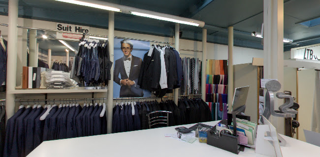 Mac Shaw Menswear & SUIT HIRE - Clothing store