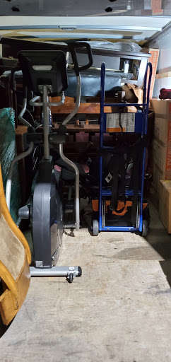 Moving Company «College Hunks Hauling Junk and Moving», reviews and photos, 156 West End Ave, Knoxville, TN 37934, USA