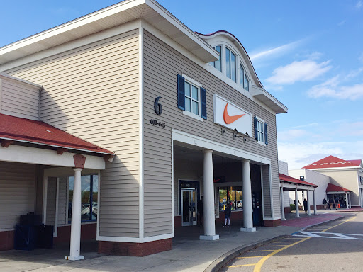 Sporting Goods Store «Nike Factory Store», reviews and photos, 1 Outlet Blvd #600, Wrentham, MA 02093, USA