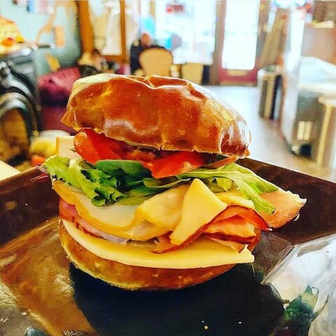 Coffee Shop «The Creme Coffee House», reviews and photos, 109 E 2nd St, Owensboro, KY 42303, USA