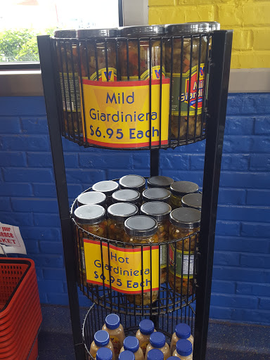 Fast Food Restaurant «Vienna Beef Factory Store», reviews and photos, 3847 S Morgan St, Chicago, IL 60609, USA