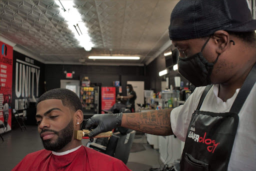 Barber Shop «Razor 1 Kutz Barbershop», reviews and photos, 7218 Montgomery Rd, Silverton, OH 45236, USA