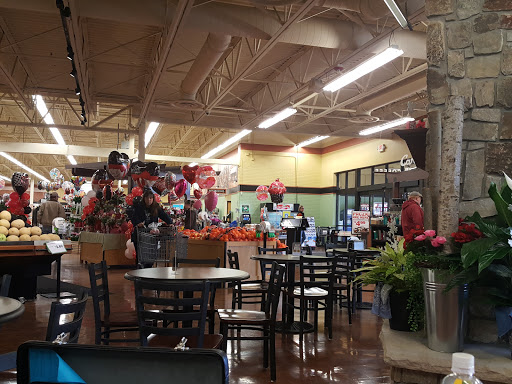 Grocery Store «Family Fresh Market», reviews and photos, 303 S Main St, River Falls, WI 54022, USA