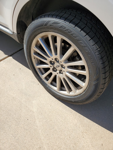 Tire Shop «Discount Tire Store», reviews and photos, 2422 E Bell Rd, Phoenix, AZ 85032, USA