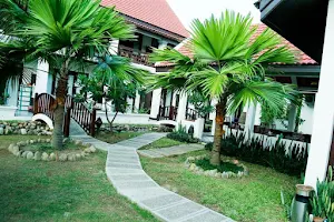 Sunrise Hotel Luang Prabang Mekong river image