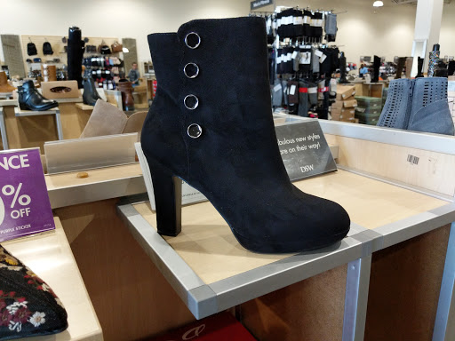 Shoe Store «DSW Designer Shoe Warehouse», reviews and photos, 10515 N Mopac Expy, Austin, TX 78759, USA