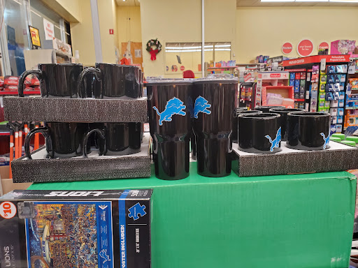 Dollar Store «FAMILY DOLLAR», reviews and photos, 417 Michigan St, Algonac, MI 48001, USA