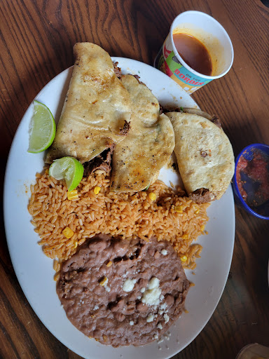 Mexican Restaurant «On The Border Mexican Grill & Cantina», reviews and photos, 200 W Loop 281, Longview, TX 75605, USA