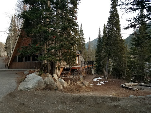 Bear Trap Lodge