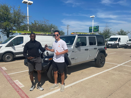 Car Dealer «Classic Chrysler Jeep Dodge RAM», reviews and photos, 4984 I-35E, Denton, TX 76210, USA