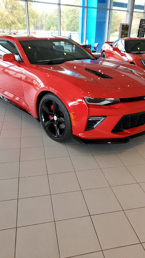 Chevrolet Dealer «Castle Chevy North», reviews and photos, 175 N Arlington Heights Rd, Elk Grove Village, IL 60007, USA