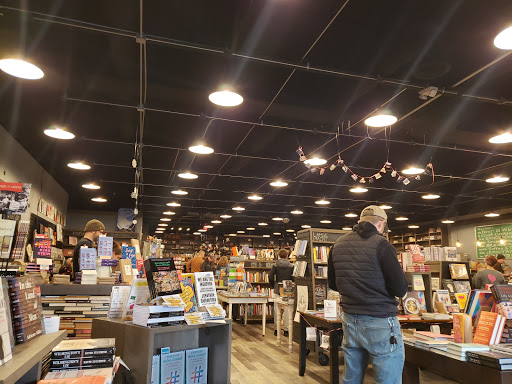 Book Store «Bookbug - An Independent Bookstore for All Ages», reviews and photos, 3019 Oakland Dr, Kalamazoo, MI 49008, USA