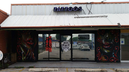 Tattoo Shop «Timebomb», reviews and photos, 1441 SW Military Dr, San Antonio, TX 78221, USA