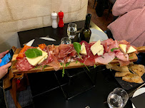 Charcuterie du Restaurant italien Osteria Pizzeria da Bartolo à Bordeaux - n°12