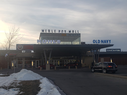 Shopping Mall «Merle Hay Mall», reviews and photos, 3800 Merle Hay Rd, Des Moines, IA 50310, USA