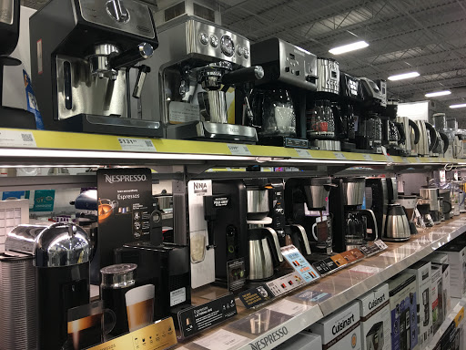 Electronics Store «Best Buy», reviews and photos, 16221 Ford Rd, Dearborn, MI 48126, USA