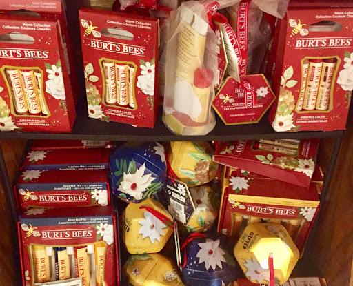 American Restaurant «Cracker Barrel Old Country Store», reviews and photos, 45525 N Interstate 94 Service Dr, Belleville, MI 48111, USA