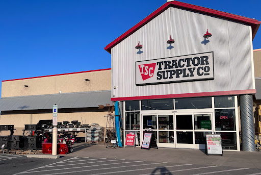 Home Improvement Store «Tractor Supply Co.», reviews and photos, 79 Red Hill Rd, Newport, PA 17074, USA