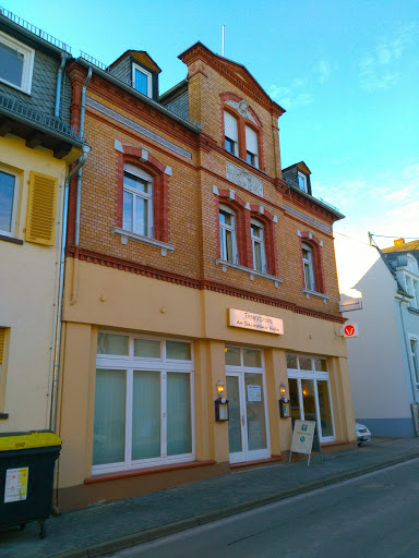 Tierarztpraxis am Schiersteiner Hafen Dr. Jaqueline Hartmann unter Wiesbaden, Hessen
