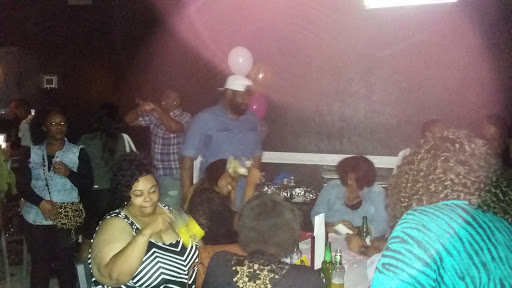 Lounge «Kings & Queens Lounge», reviews and photos, 20840 Southgate Park Blvd, Cleveland, OH 44137, USA