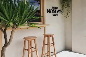 Dear Mondays Cafe image