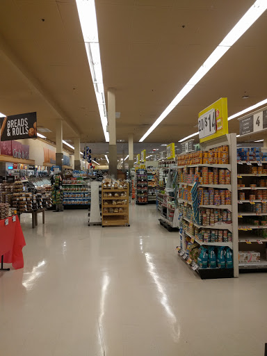 Grocery Store «Stop & Shop», reviews and photos, 31-06 Farrington St, Flushing, NY 11354, USA