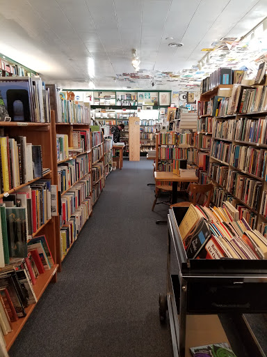 Used Book Store «Tsunami Books», reviews and photos, 2585 Willamette St, Eugene, OR 97405, USA