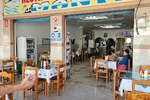Restaurant y cevicheria manta image