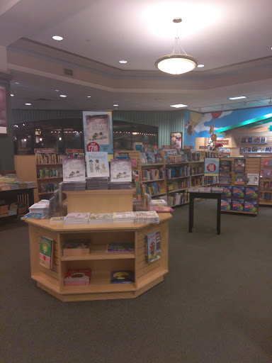 Book Store «Barnes & Noble», reviews and photos, 894 Marsh St, San Luis Obispo, CA 93401, USA