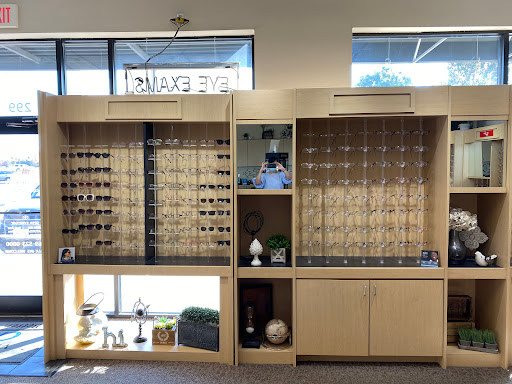 Eye Care Center «Vision City», reviews and photos, 425 E Pleasant Run Rd #299, Cedar Hill, TX 75104, USA