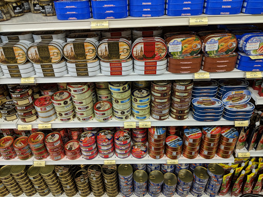 Grocery Store «Marvel Food & Deli», reviews and photos, 301 133rd St S, Tacoma, WA 98444, USA