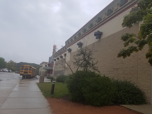 Movie Theater «Marcus Hillside Cinema», reviews and photos, 2950 Hillside Dr, Delafield, WI 53018, USA