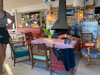 Atmosphère du Café et restaurant de grillades Beach Bar Quiberon à Saint-Pierre-Quiberon - n°11