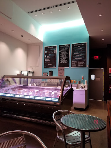 Ice Cream Shop «Glace Artisan Ice Cream», reviews and photos, 4960 Main St, Kansas City, MO 64112, USA