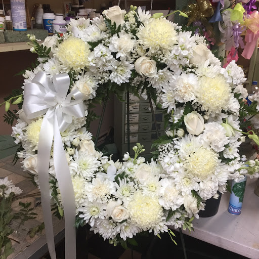 Florist «Levittown Florist & Flowers by Phil», reviews and photos, 2728 Hempstead Turnpike, Levittown, NY 11756, USA