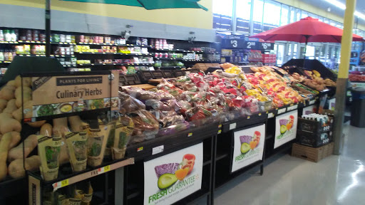 Supermarket «Walmart Neighborhood Market», reviews and photos, 215 California St, Woodland, CA 95695, USA
