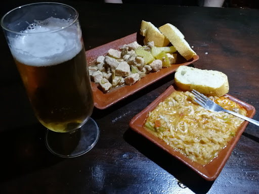 Información y opiniones sobre La Bodega Del Moro de Granada