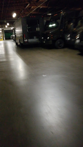 Shipping Service «UPS Customer Center», reviews and photos, 17115 S Western Ave, Gardena, CA 90247, USA