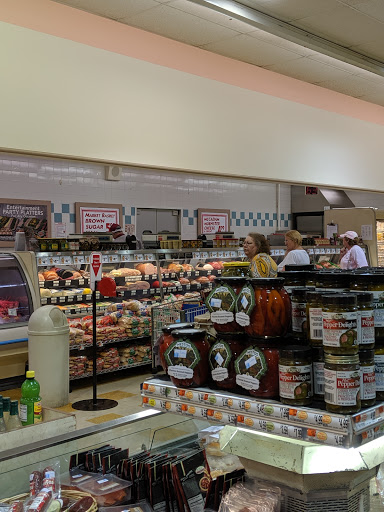 Grocery Store «Market Basket», reviews and photos, 496 Boston Rd, Billerica, MA 01821, USA